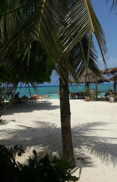 Ebony & Ivory Beach Bungalows Nungwi Exterior photo